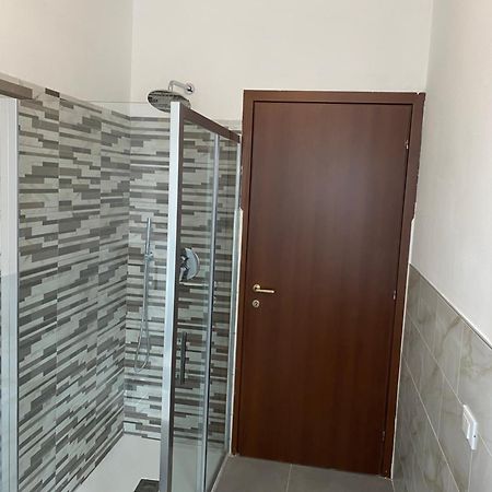 Cozy Lake Como Apartments Valmadrera Exterior foto